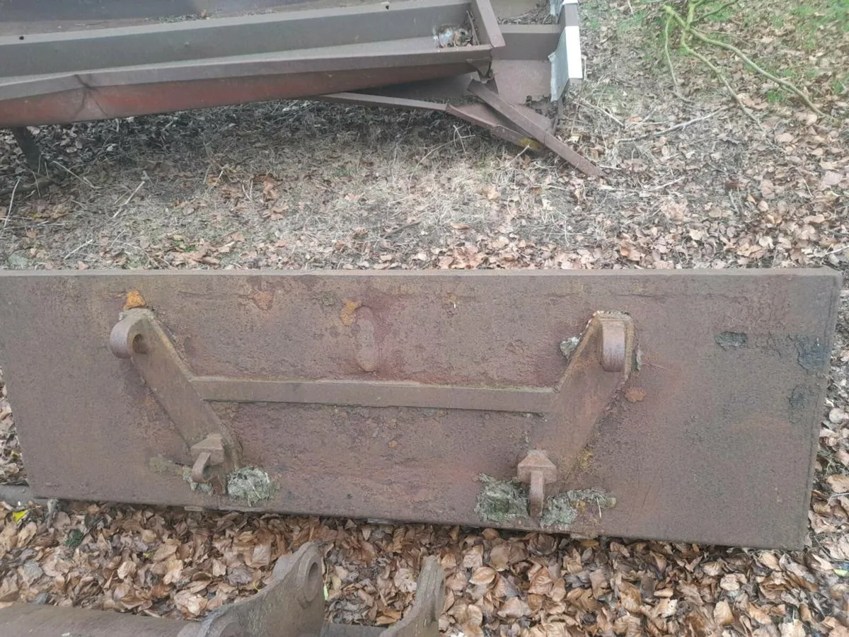 12ft Entrance gates, loading bucket grading bucket - Image 3