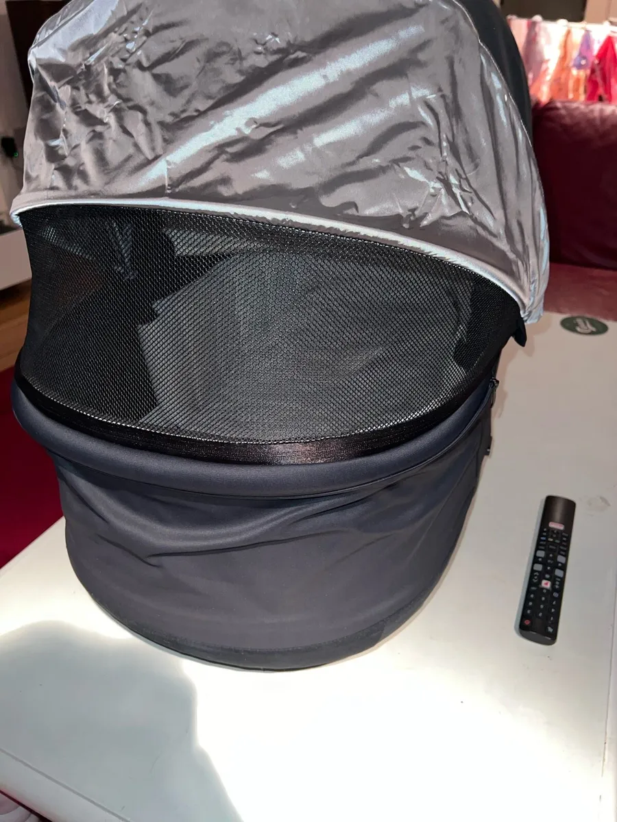 Cybex Priam Lux Cot Bassinet - Image 4