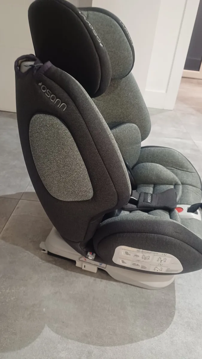 Osann car seat 360 rotation - Image 3
