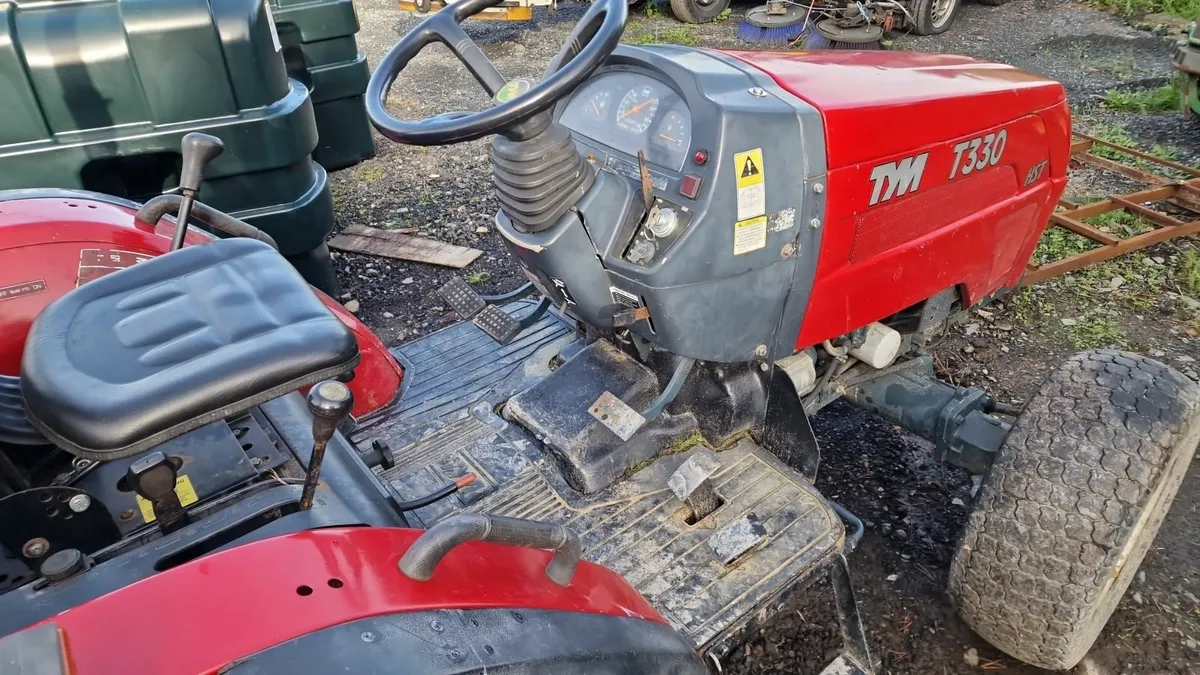 TYM 31hp Compact Tractor - Image 3
