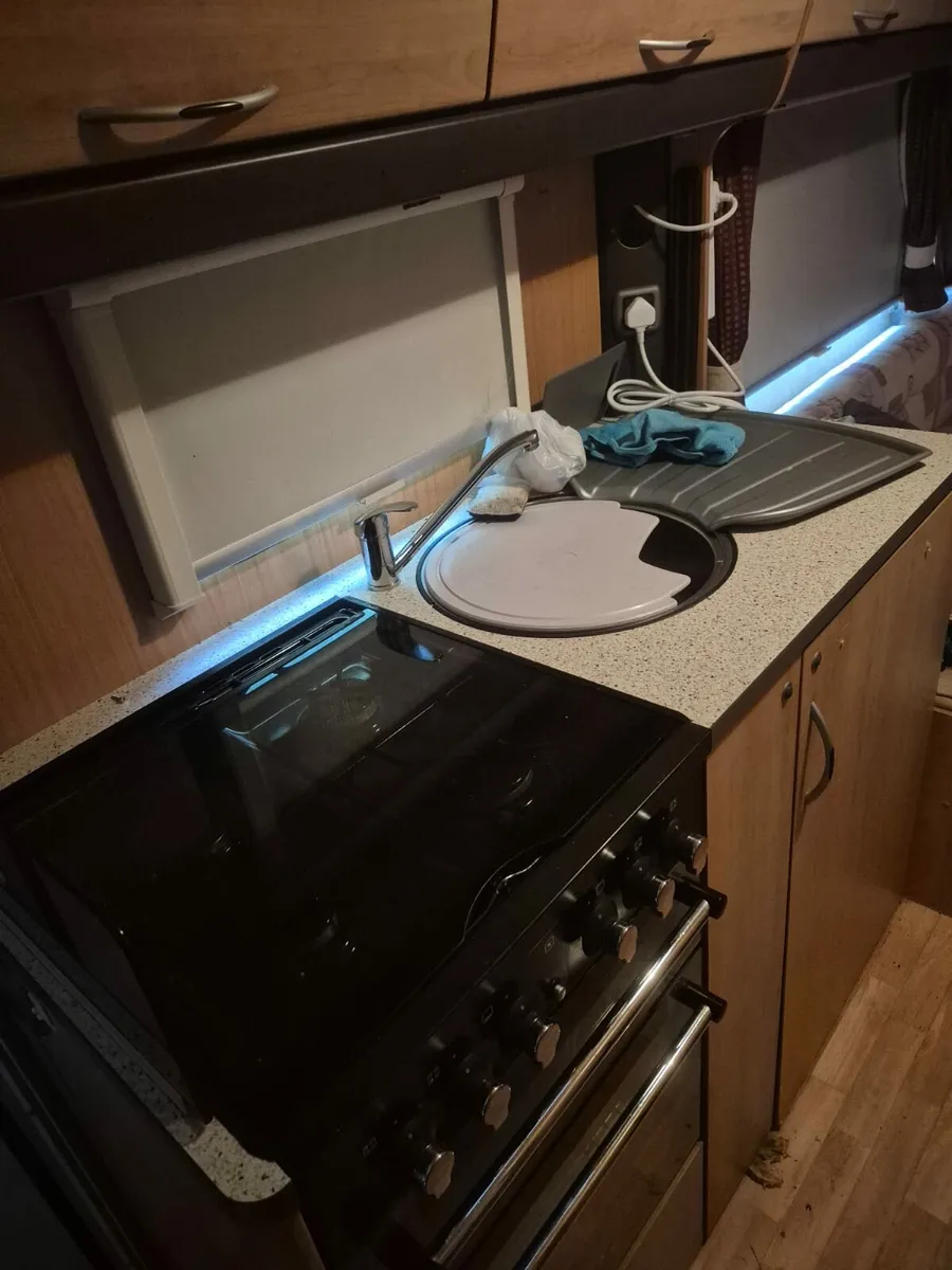 Camper for sale - Image 2