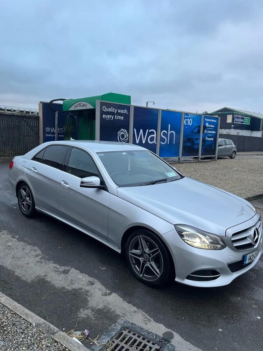 Mercedes Benz E220 - Image 1