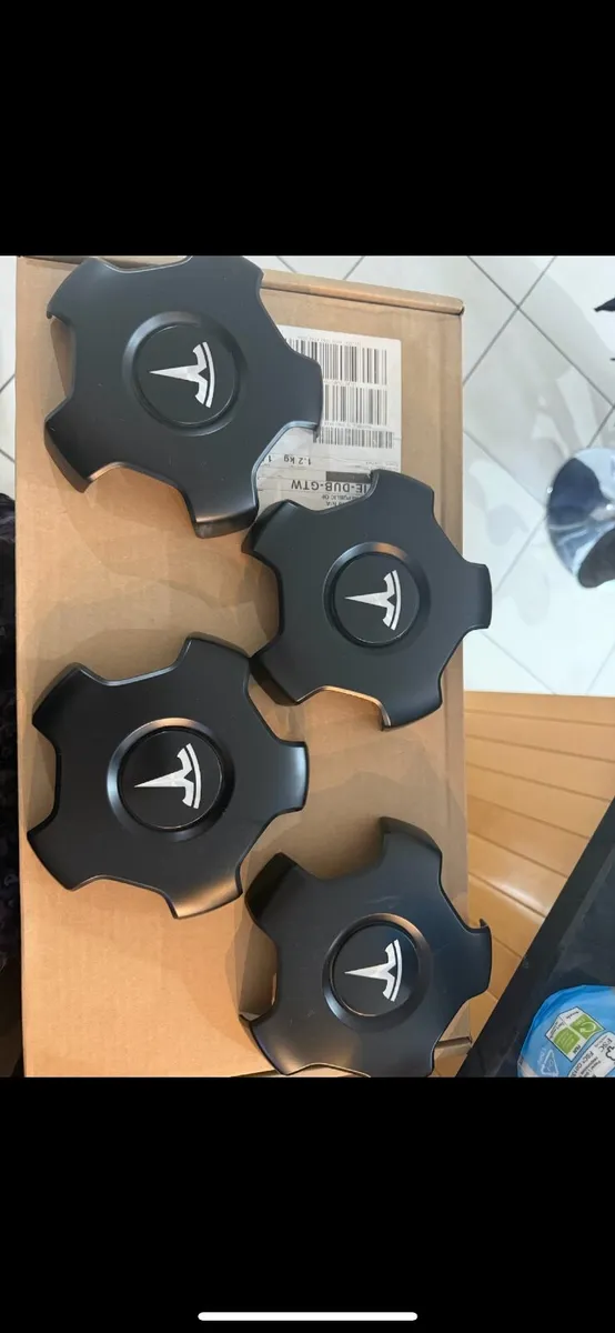 Tesla set of 2017-2023 model 3 aero wheel cap fit - Image 3
