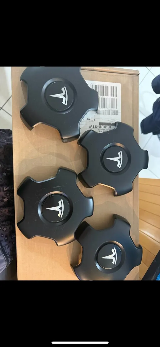 Tesla set of 2017-2023 model 3 aero wheel cap fit - Image 4