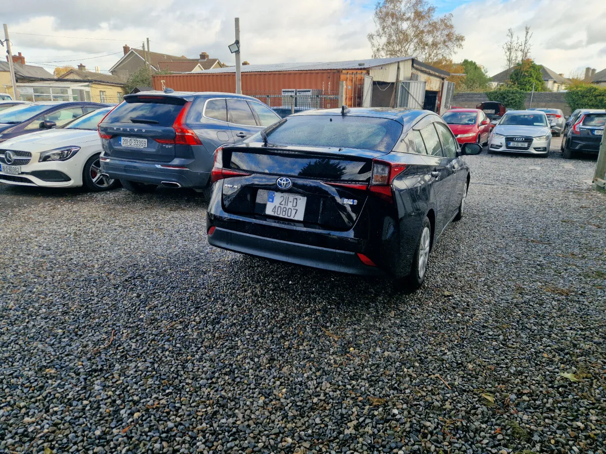 Toyota Prius 2021 self charging Hybrid - Image 4