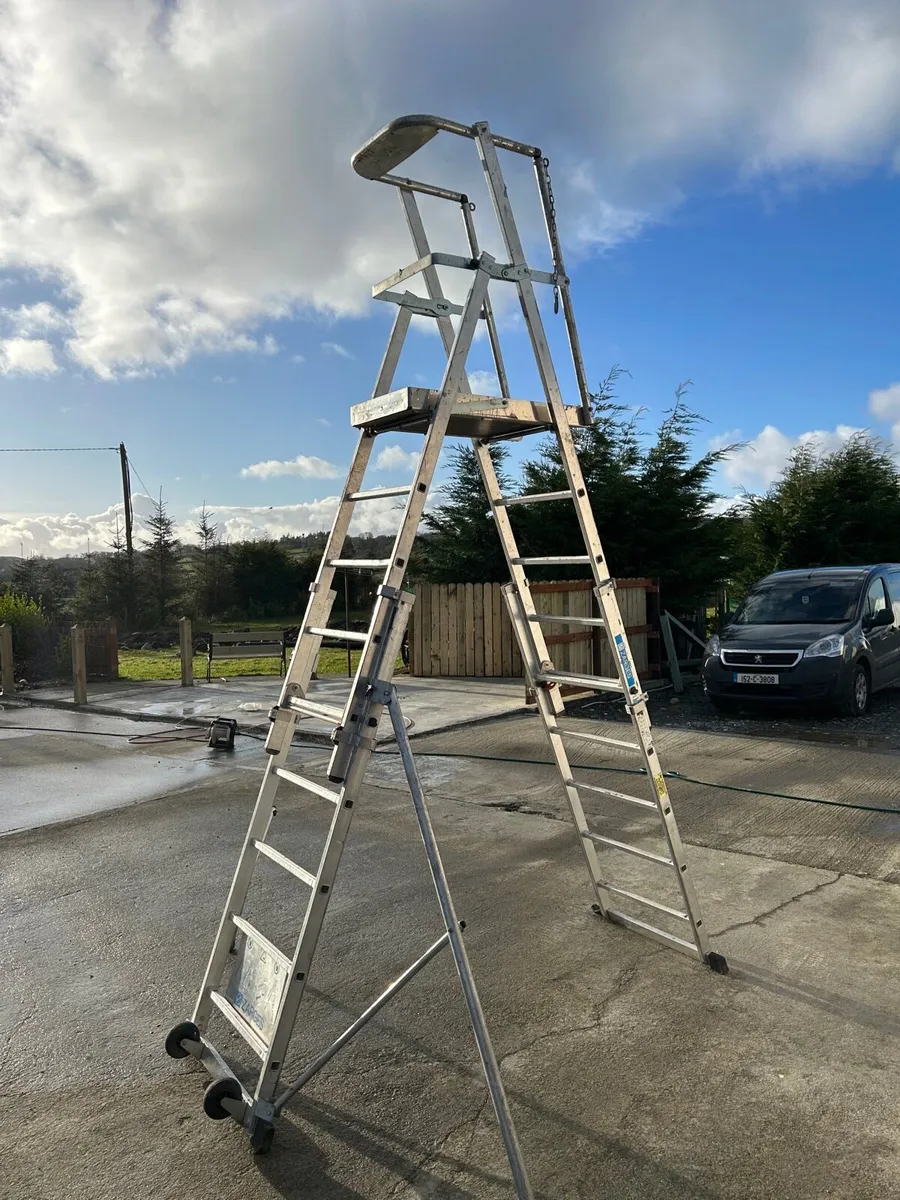 Podium ladders for sale - Image 4