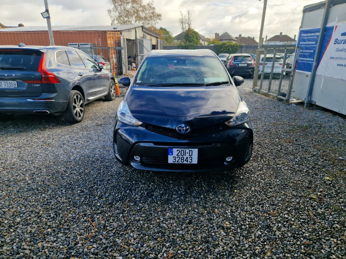 Toyota Prius alpha 2020 - Image 1