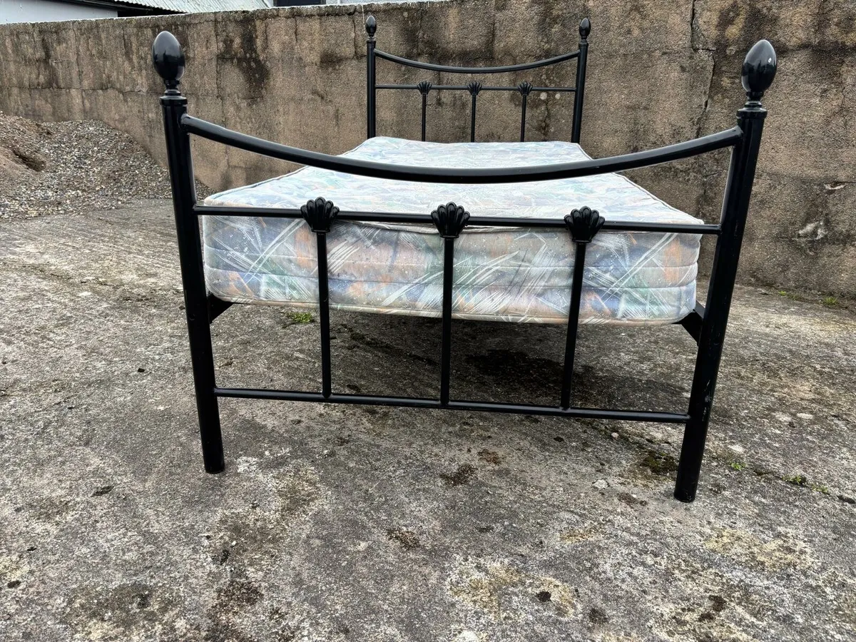 Black Wrought Iron - Single Bed - Image 3