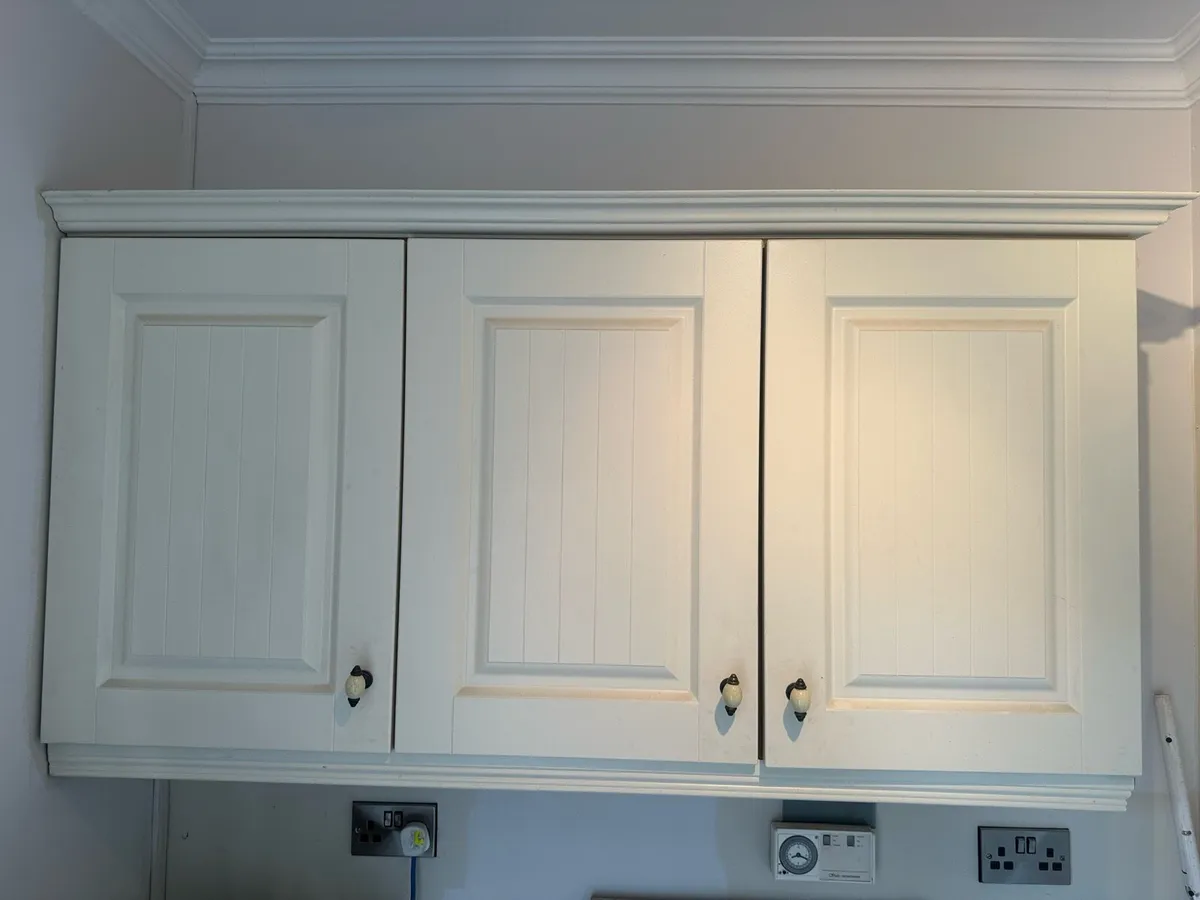 Kitchen presses - Image 1