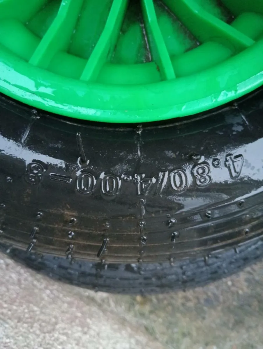 Wheel barrow wheels - Image 2