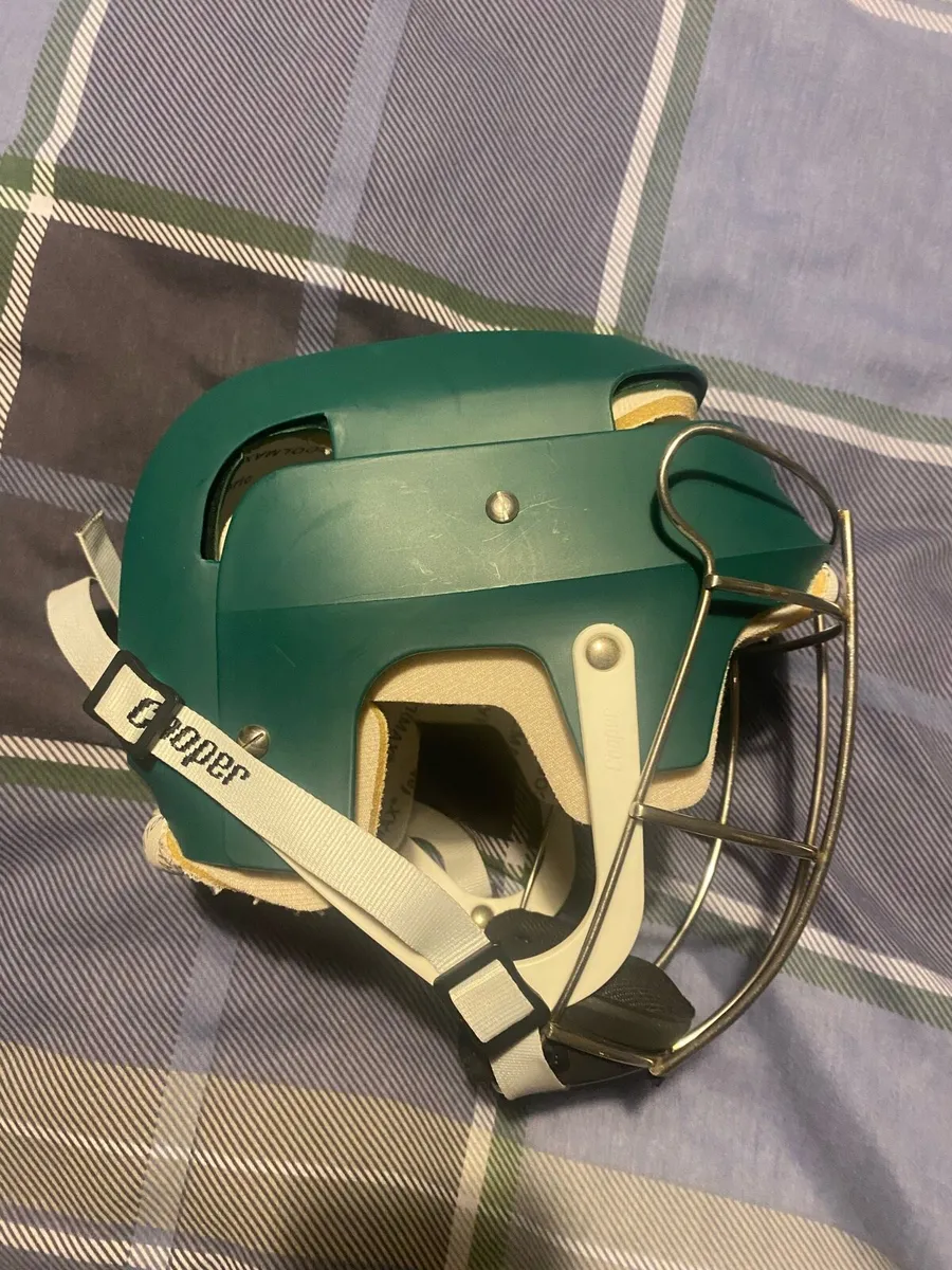 Cooper hurling helmet - Image 2