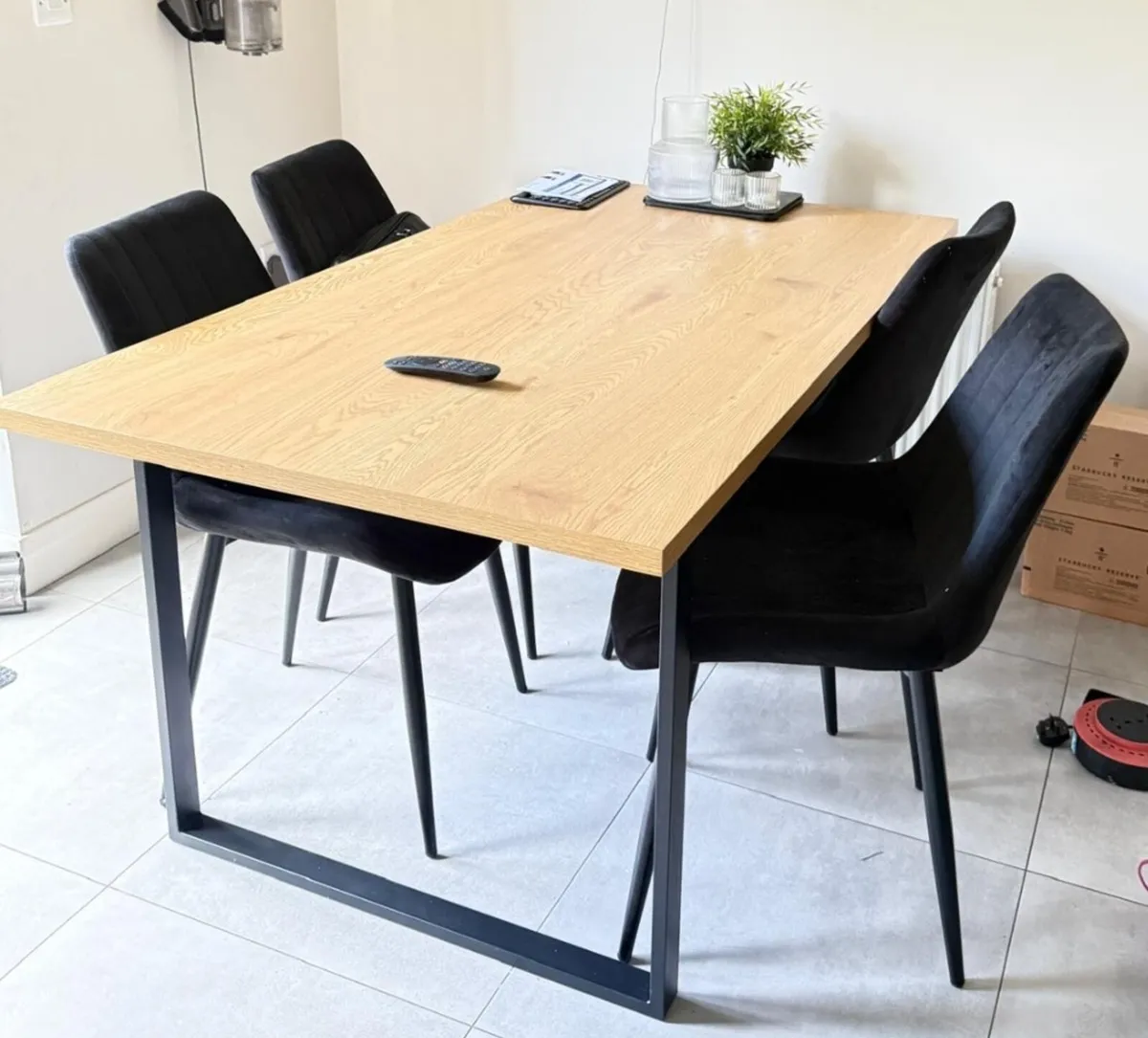 Dining table and 4 chairs