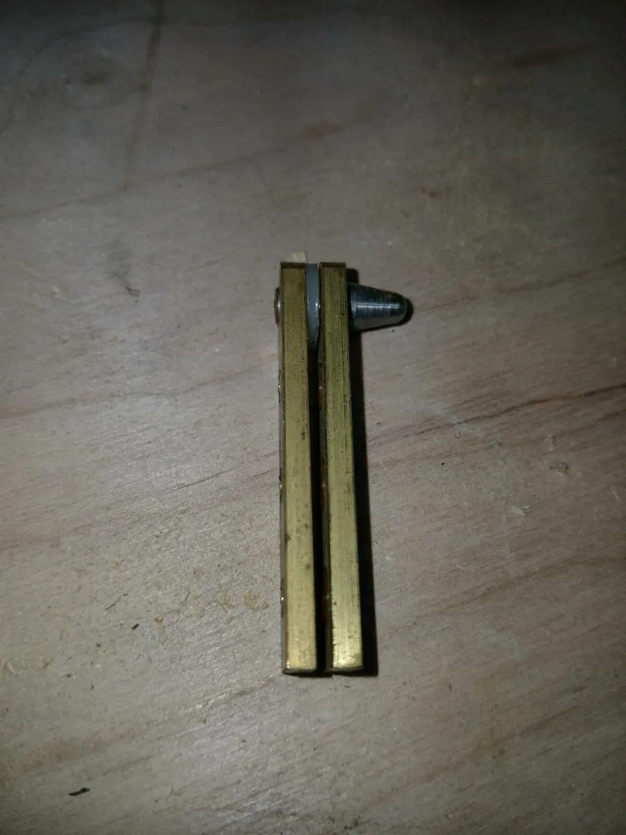 Solid Drawn brass pin hinges - Image 3