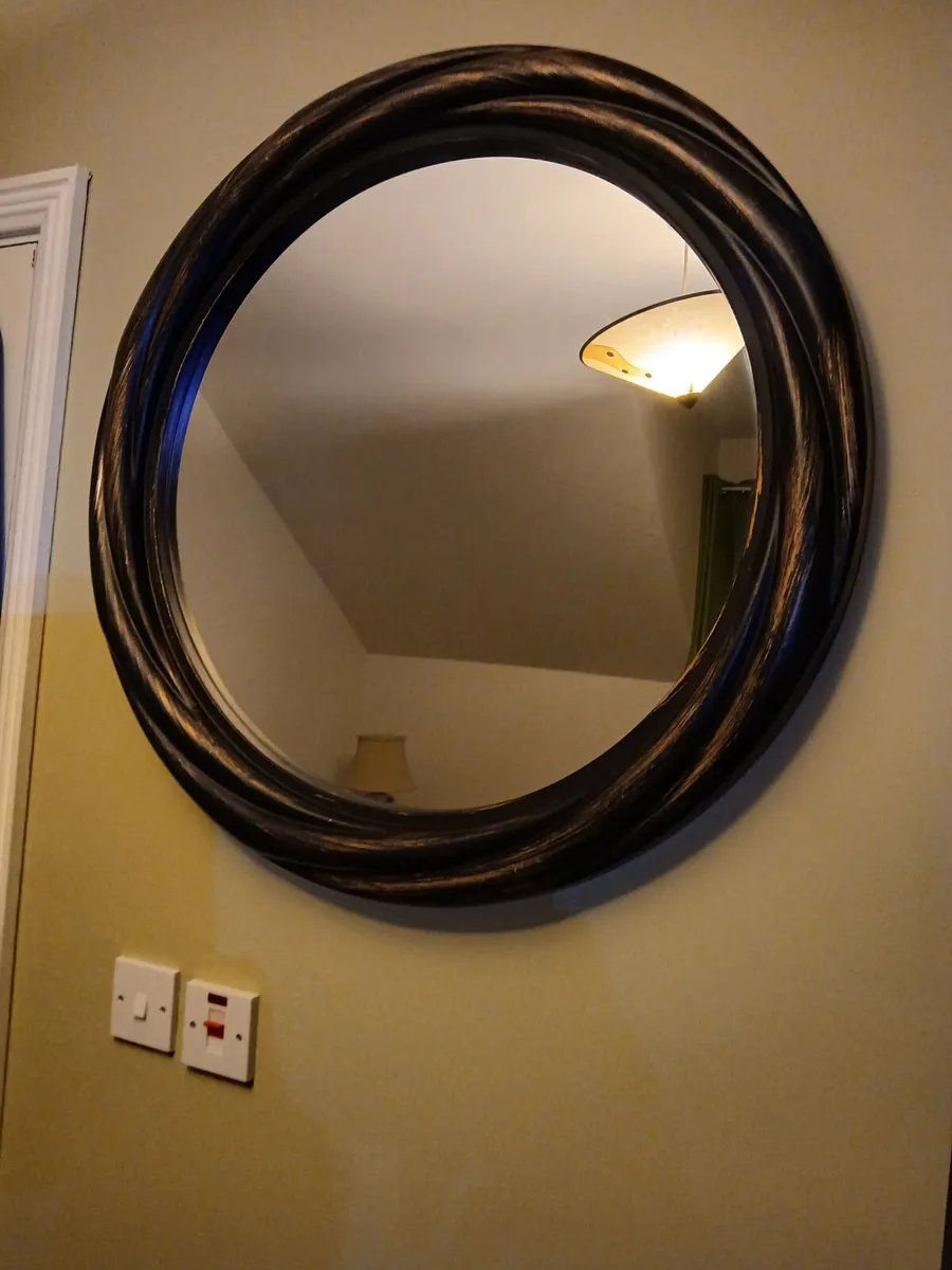 Mirror - Image 2