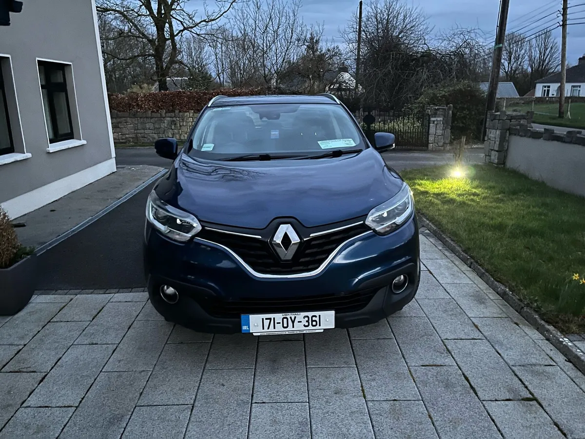 Car - Image 3
