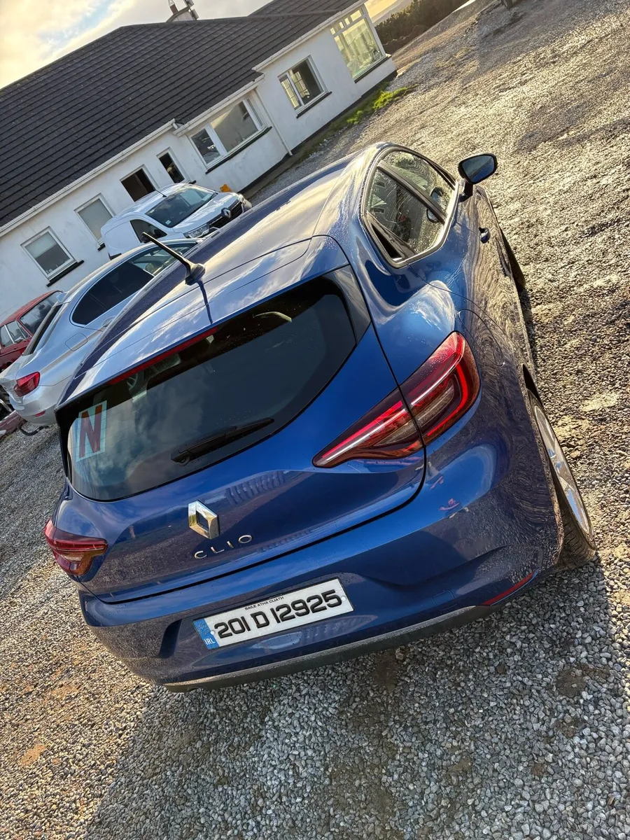 Renault Clio - Image 4