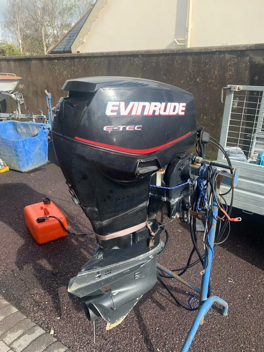 Evinrude etec 40 - Image 2