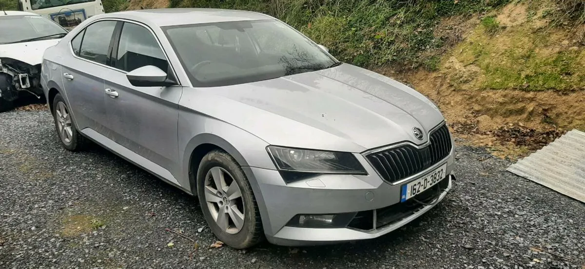 Skoda superb automatic - Image 1