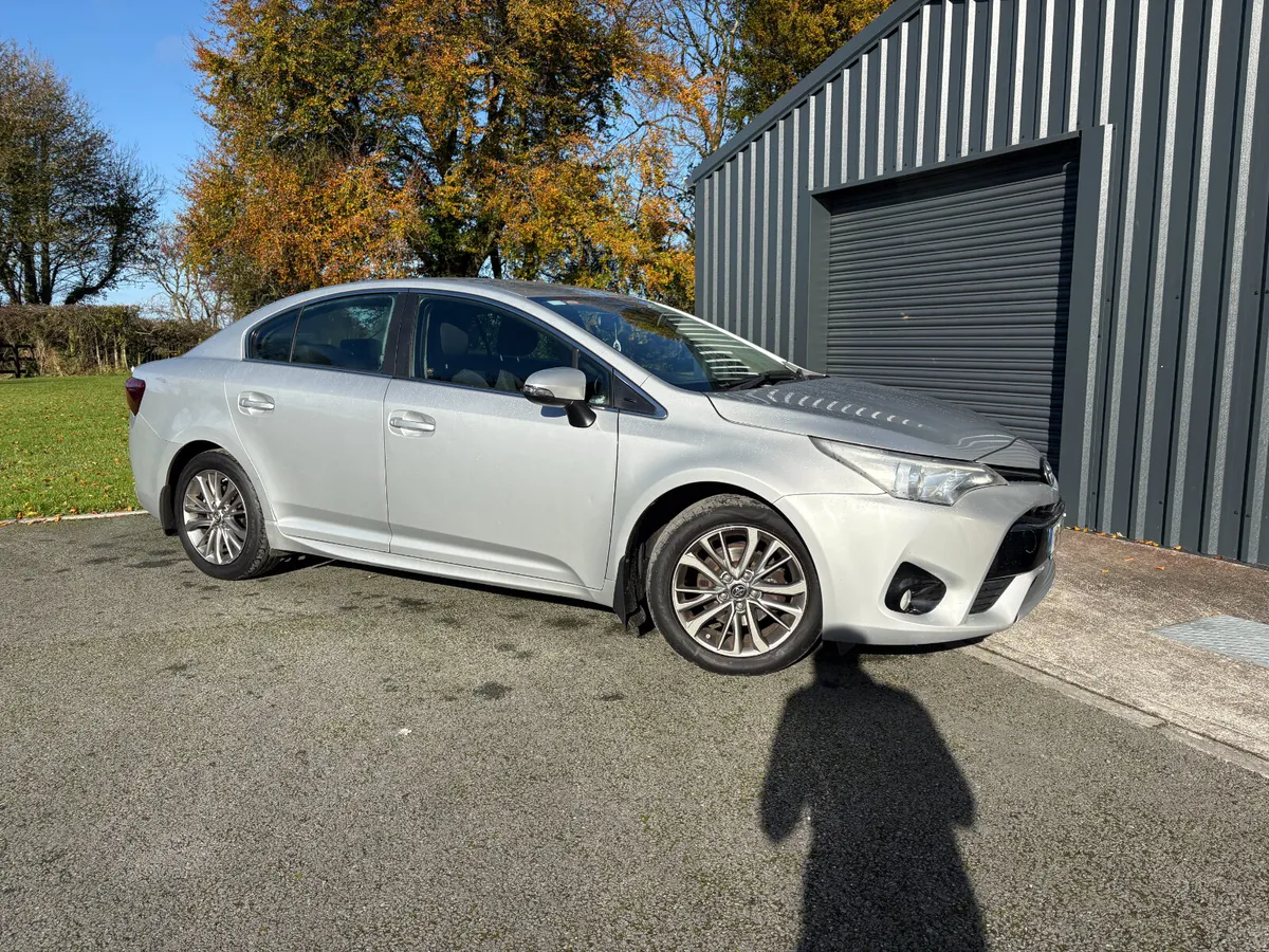 Toyota Avensis Luna NAV 2016 - Image 4