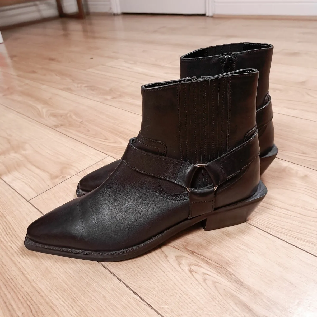 Schuh Azlan Black Real Leather Ankle Boots 41EU - Image 1