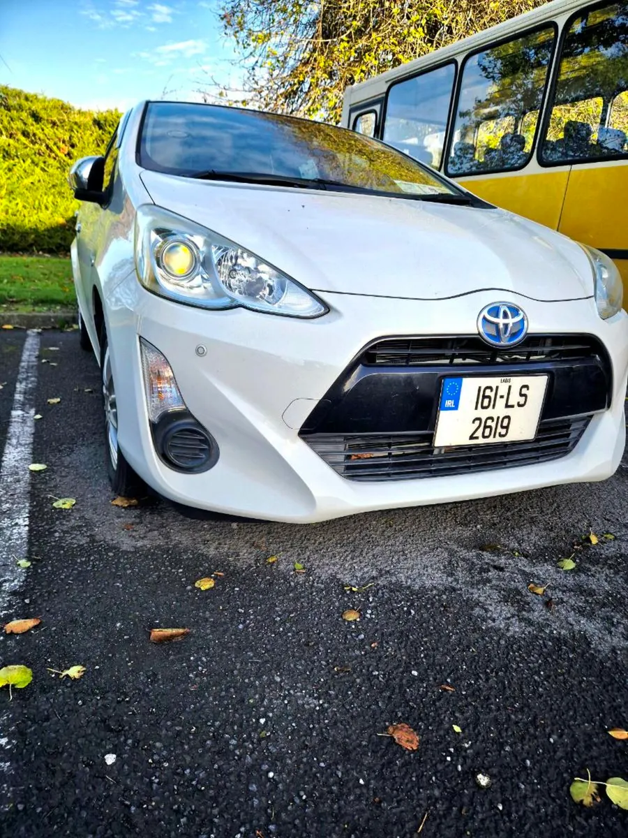 TOYOTA AQUA (2016) 1.5L AUTOMATIC PETROL HYBRID - Image 2