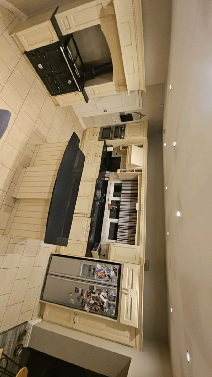 Kitchen - Image 3