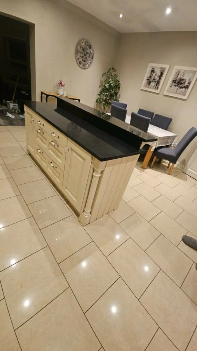 Kitchen - Image 4
