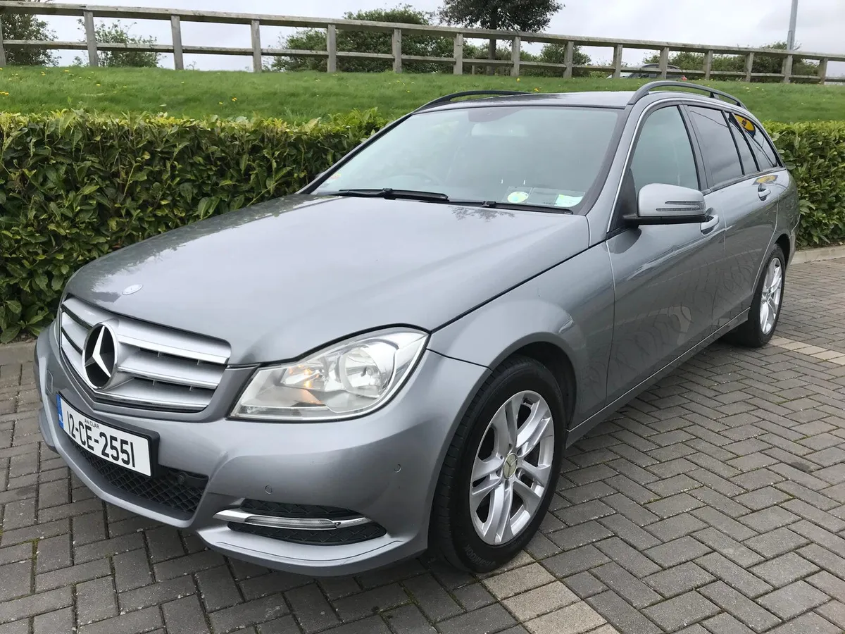 MERCEDES -BENZ C220 MANUAL READ FULL AD - Image 3