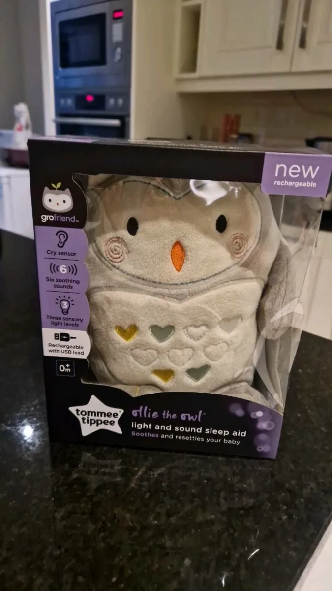 Tommy Tippy The Owl music/ light toy - Image 1