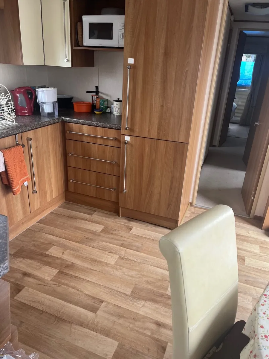 Luxury Abi Connoisseur Mobile Home - Image 4