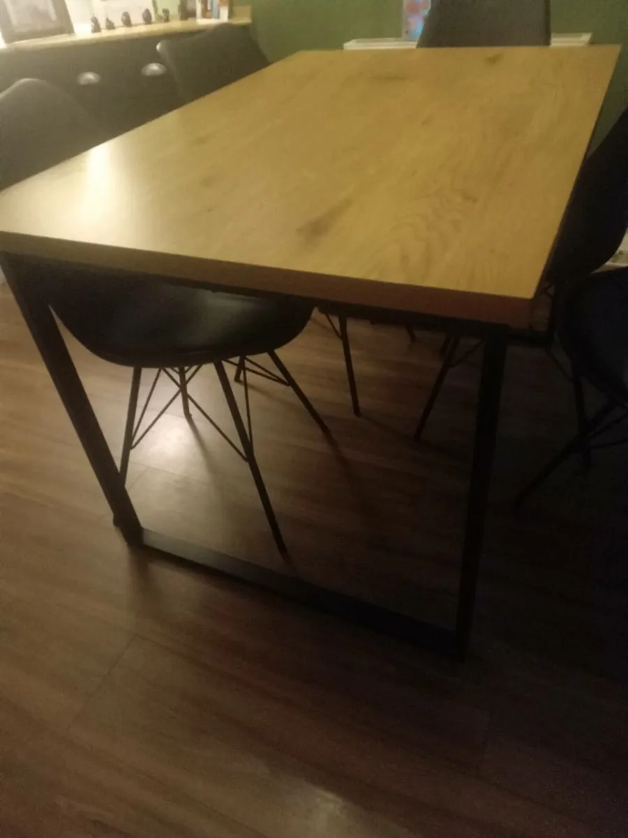 Kitchen table and 6 chsirs - Image 4