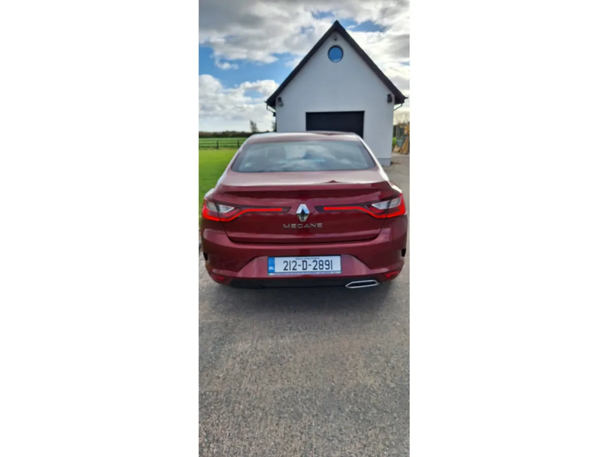 Renault Megane PLAY BLUE DCI 115 6DFUL 6DFULL 4DR - Image 2