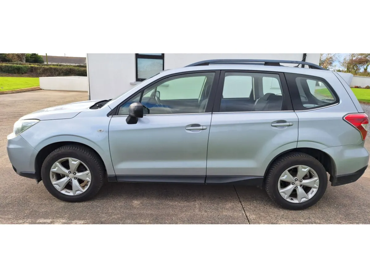 Subaru Forester 2.0 D X 4DR - Image 2