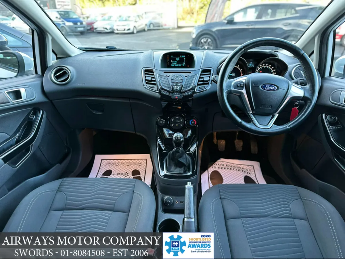 Ford Fiesta 1.0 ZETEC ECOBOOST 5DR - Image 4