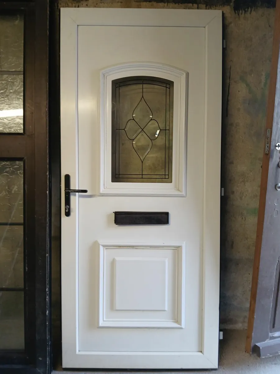 Solid Oak Panel door & White PVC door with frame - Image 3