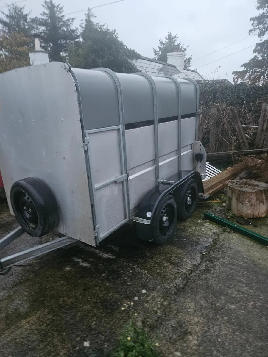 SheepTrailer - Image 1