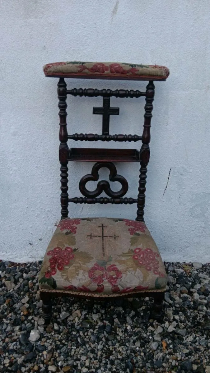 Dining Table - Image 3