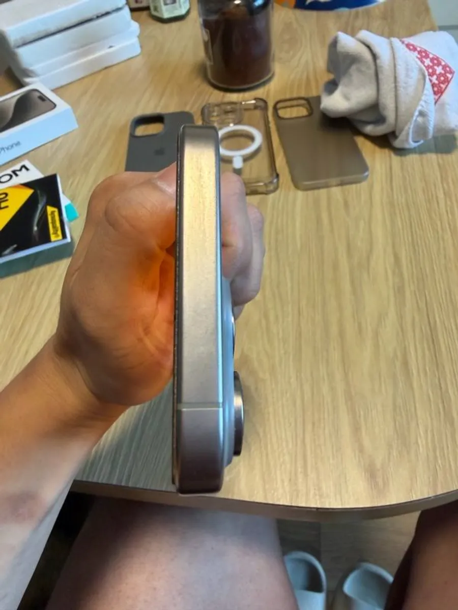 Apple iPhone 15 Pro Max Natural Titanium 512gb (unlocked) (AppleCare+) - Image 4