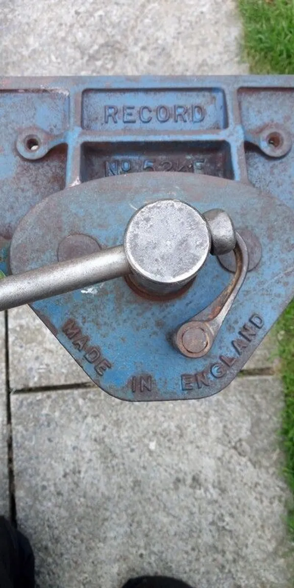 Record vice - Image 3