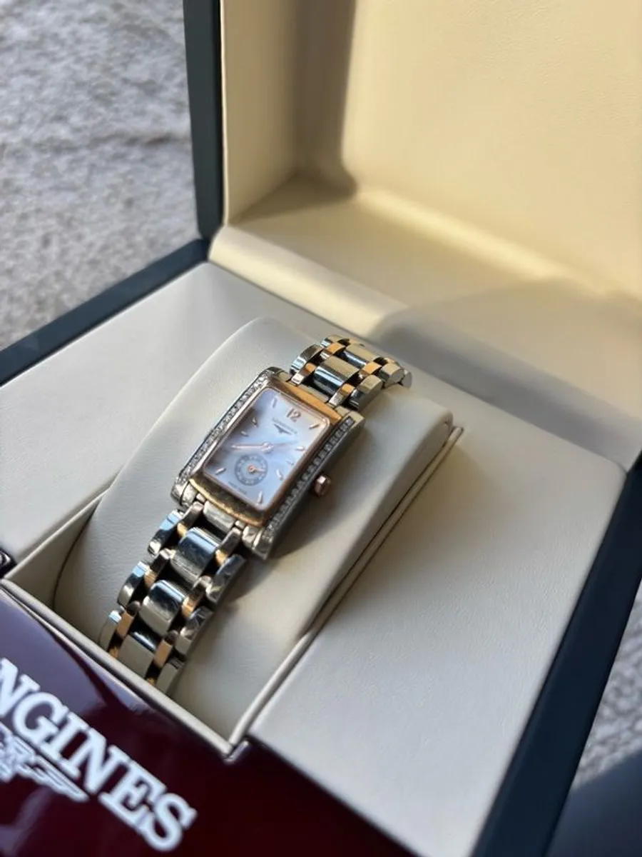 LONGINES DOLCEVITA, quartz watch,stainless steel with 18 karat pink gold crown. - Image 3