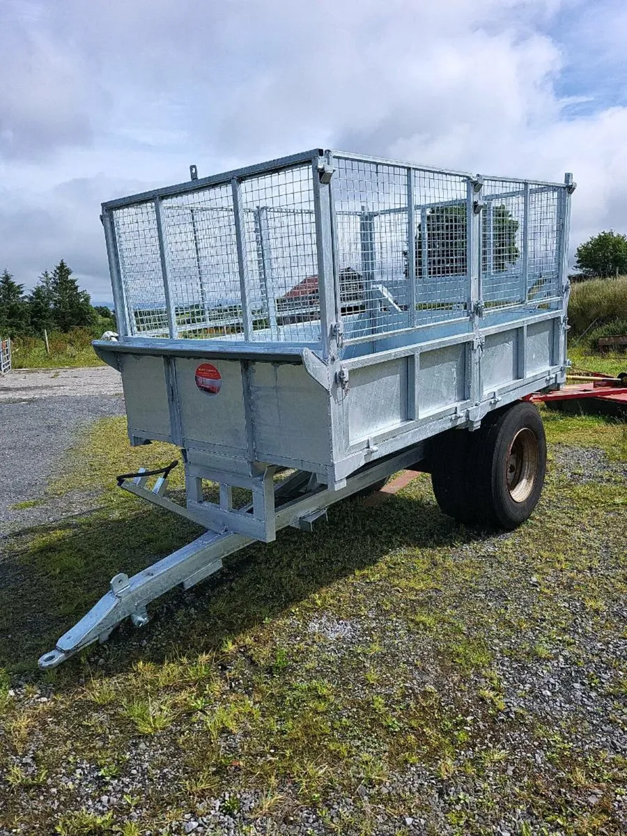 HD Turf Trailers - Image 1