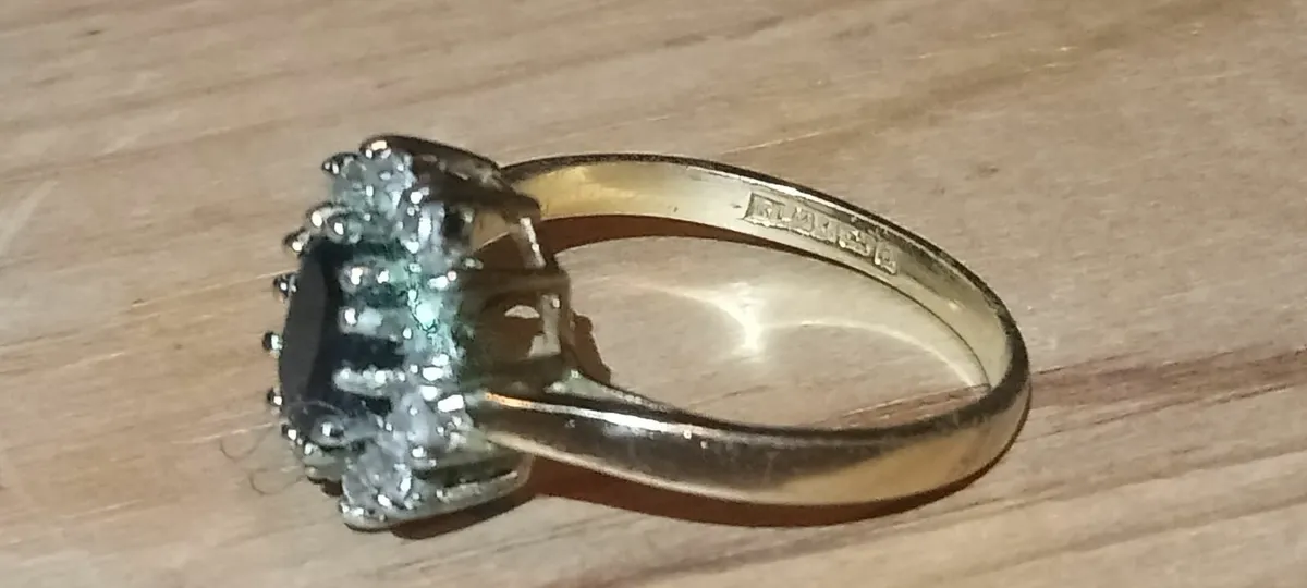 Beautiful Vintage Sapphire Ring - Image 4