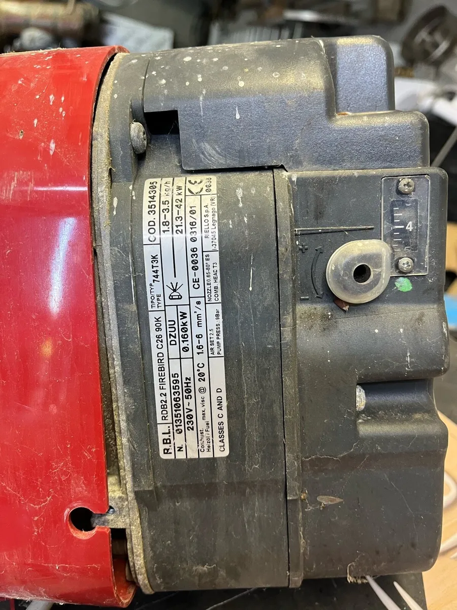 Oil burner - Image 1