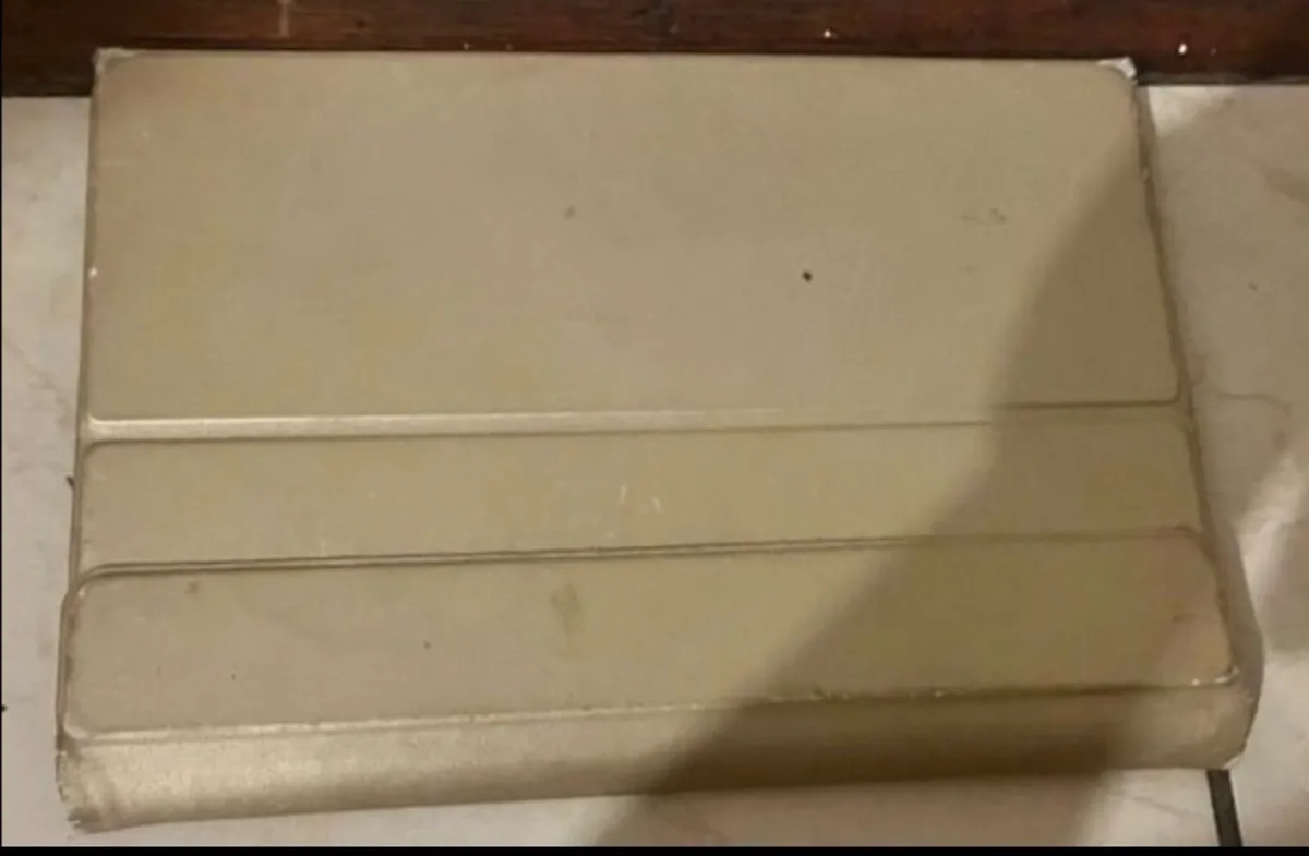 Galaxy tab A7 case gold - Image 2