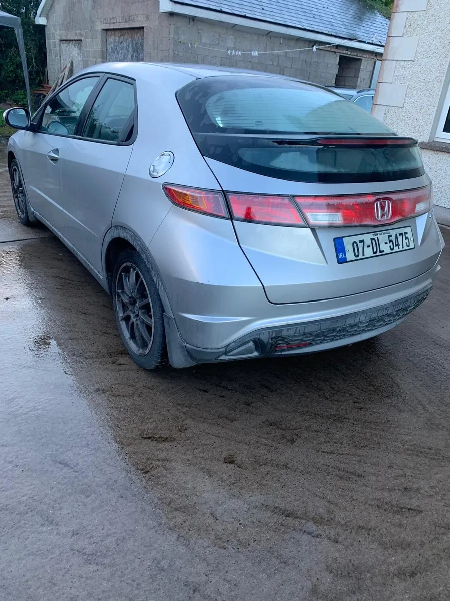 Honda Civic - Image 3