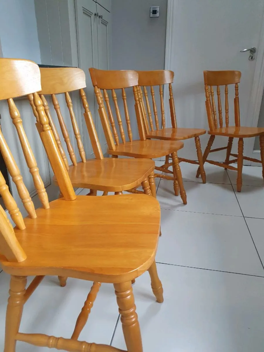 Set of 5 solid wood dining chair - Image 2