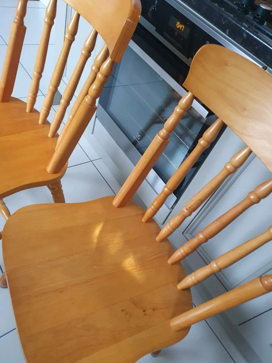 Set of 5 solid wood dining chair - Image 3