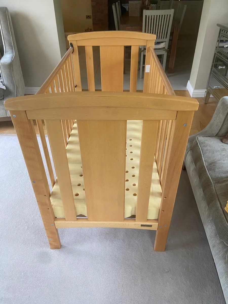 Baby cot - Image 2