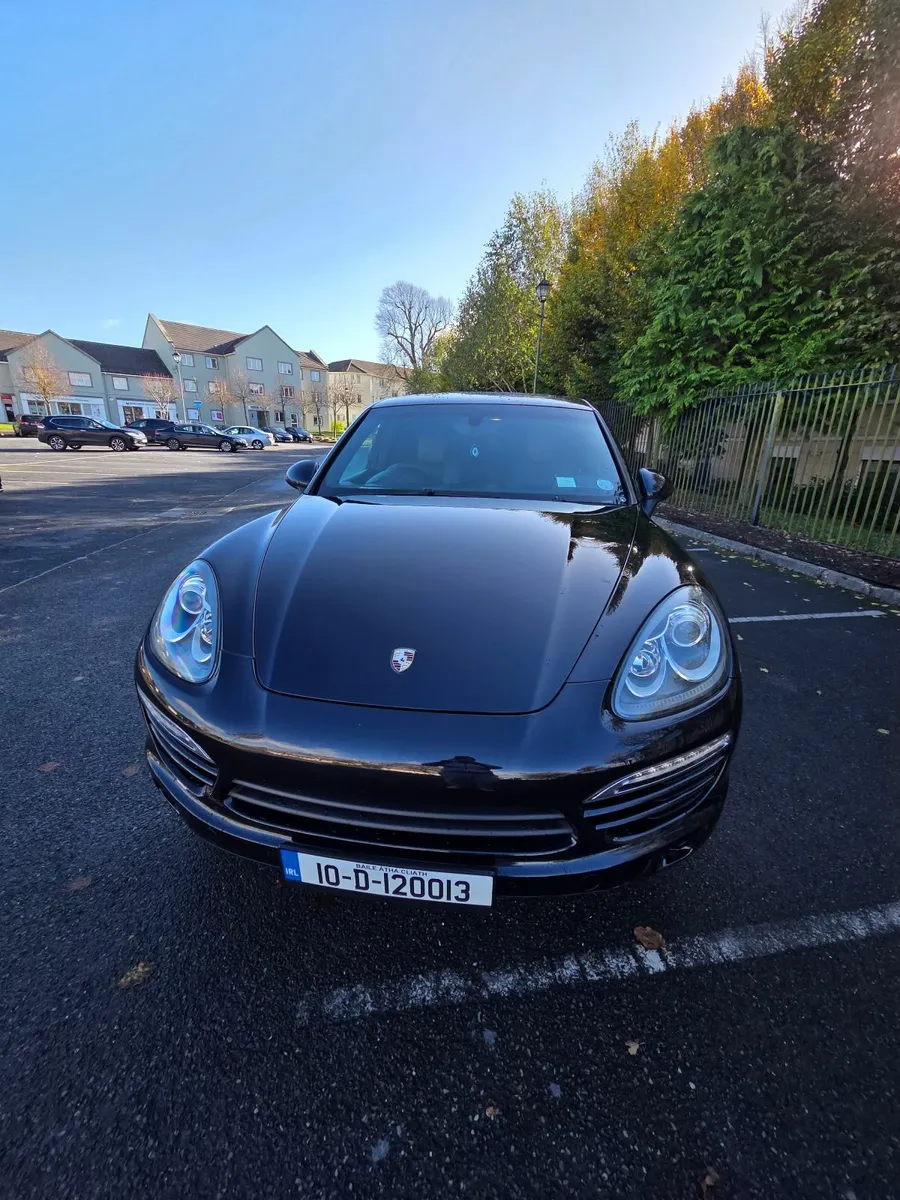 Porsche Cayenne 2010 - Image 2