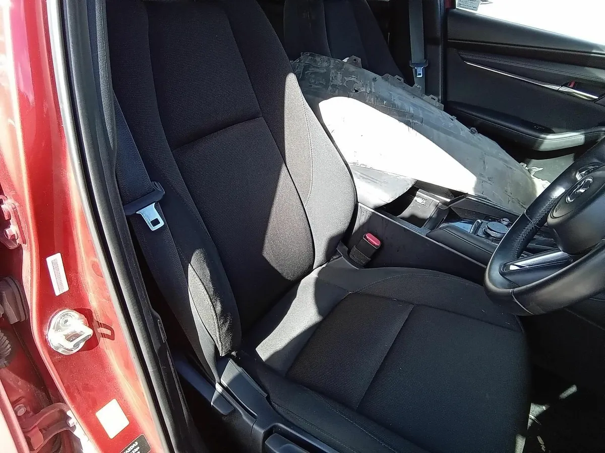 2019 MAZDA 3 FOR SALE £3000 ONO - Image 2